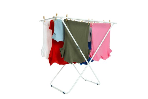 Meilleur étendoir à linge design : conseils pour trouver le modèle idéal